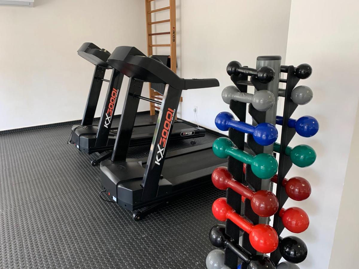 גוארויה Condominio Club, Vista Para O Mar, Churrasqueira מראה חיצוני תמונה