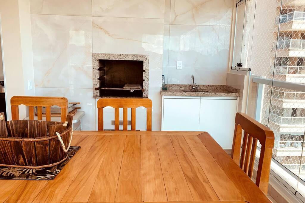 גוארויה Condominio Club, Vista Para O Mar, Churrasqueira מראה חיצוני תמונה